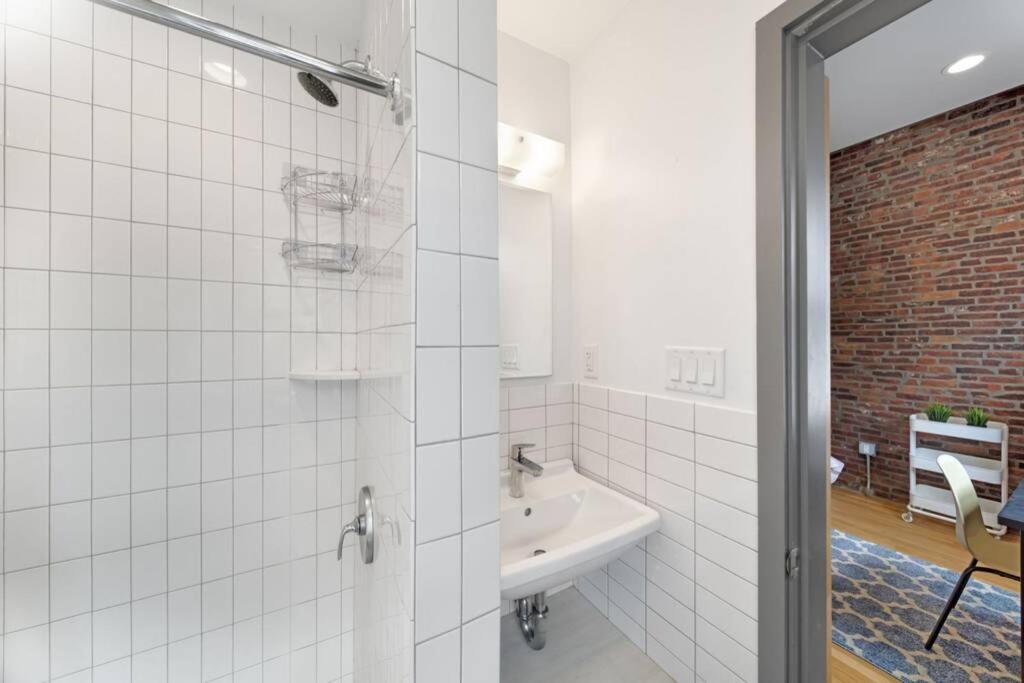 Simple Furnished Studio In The Heart Of Boston Dış mekan fotoğraf